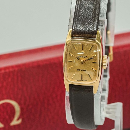 Vintage 1970 quasi - vintage, *quasi